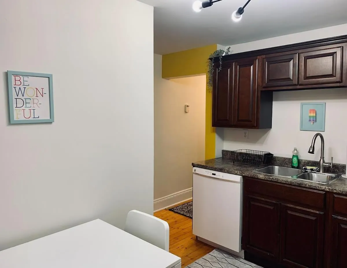 Ultimate Pet-Friendly Studio #1 With Patio At Doggy Digs Halifax Apartment